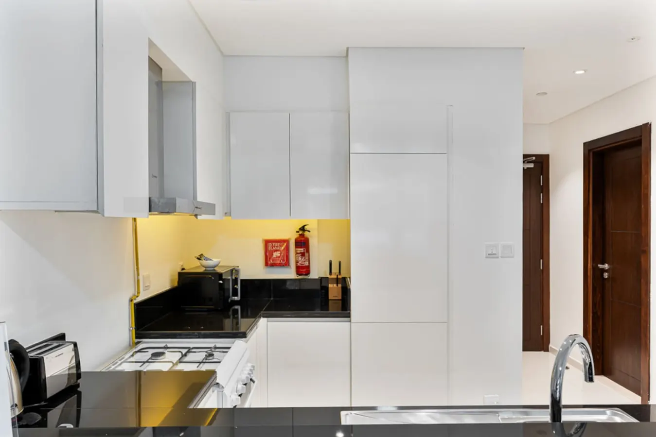 Modern & Cozy Studio Golf Course Community 18