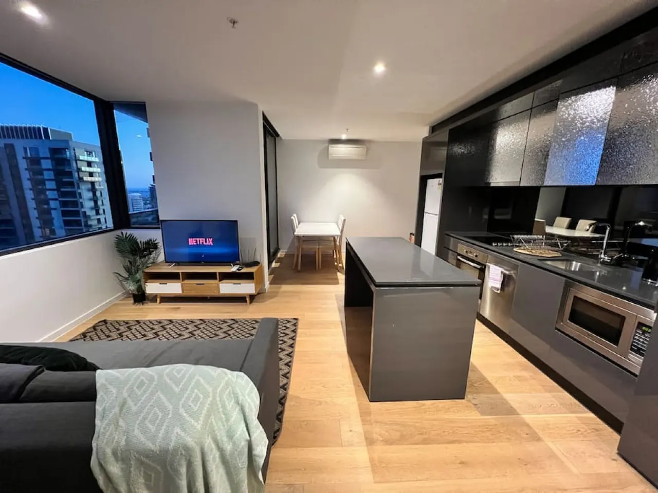 2x 2BR Apartment at Manhattan - MH1&MH2 11