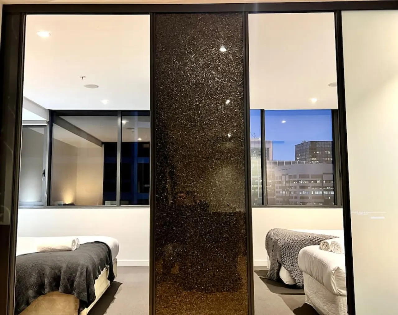 2x 2BR Apartment at Manhattan - MH1&MH2 16