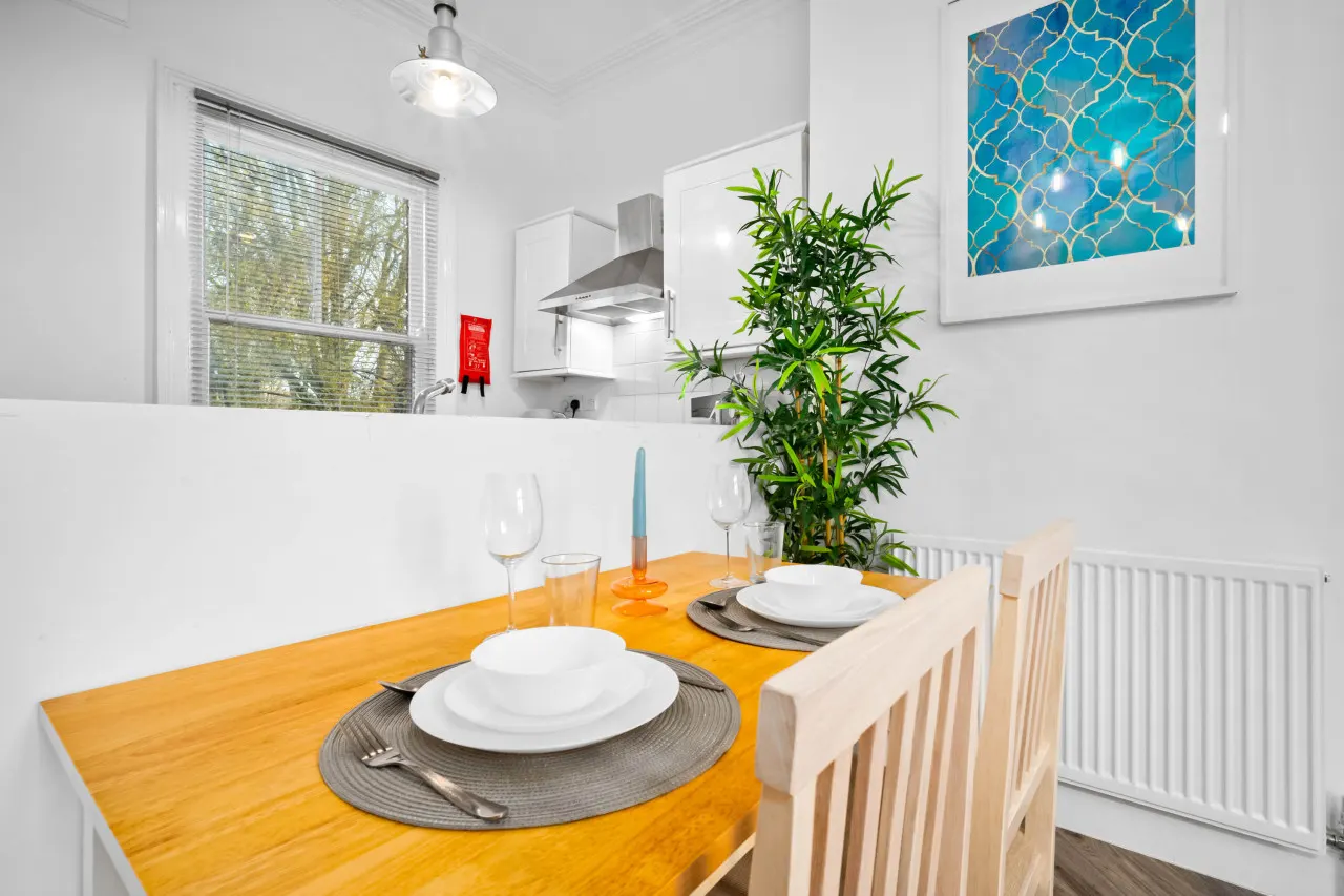 Modern Apartment - Parking - Fast WiFi - Wolverhampton 19