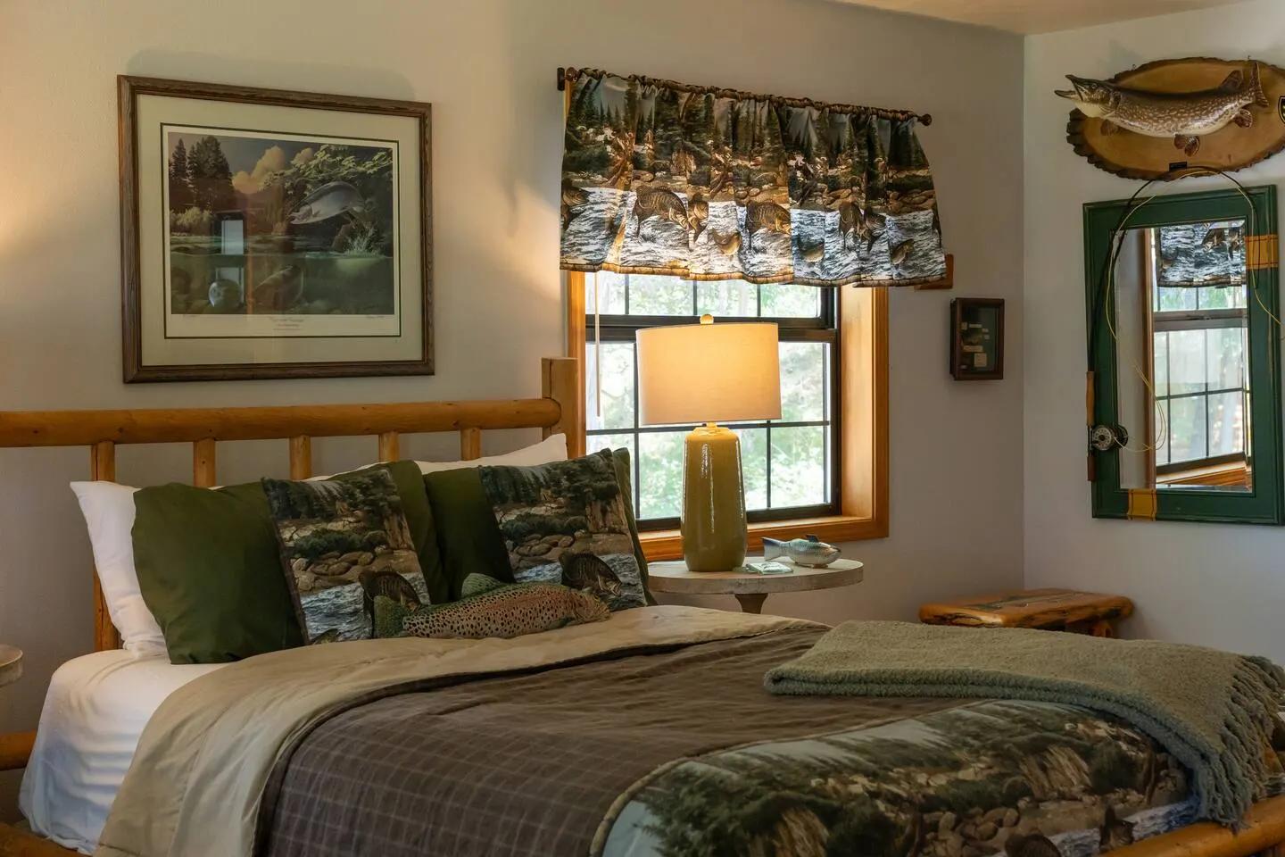 Deep Creek Canyon Ranch Guest Cabins Hot Tub 19