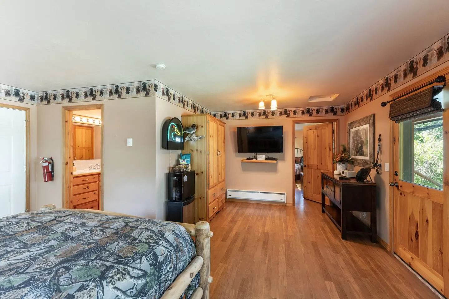 Deep Creek Canyon Ranch Guest Cabins Hot Tub 20