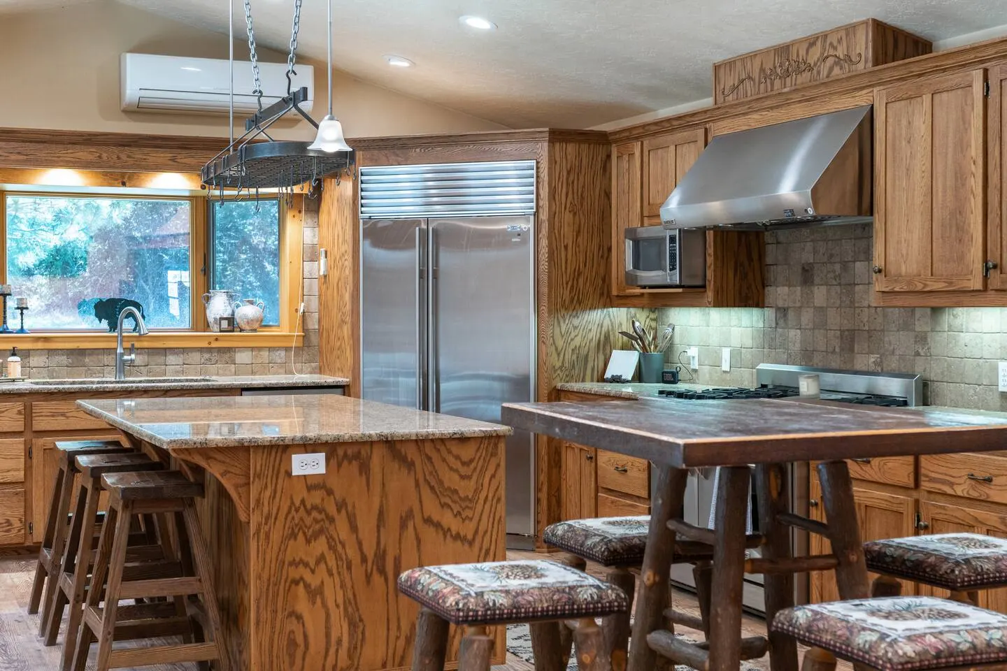 Deep Creek Canyon Ranch Guest Cabins Hot Tub 6