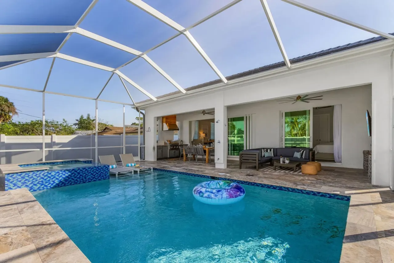 Serenity retreat * the ultimate luxury getaway 18