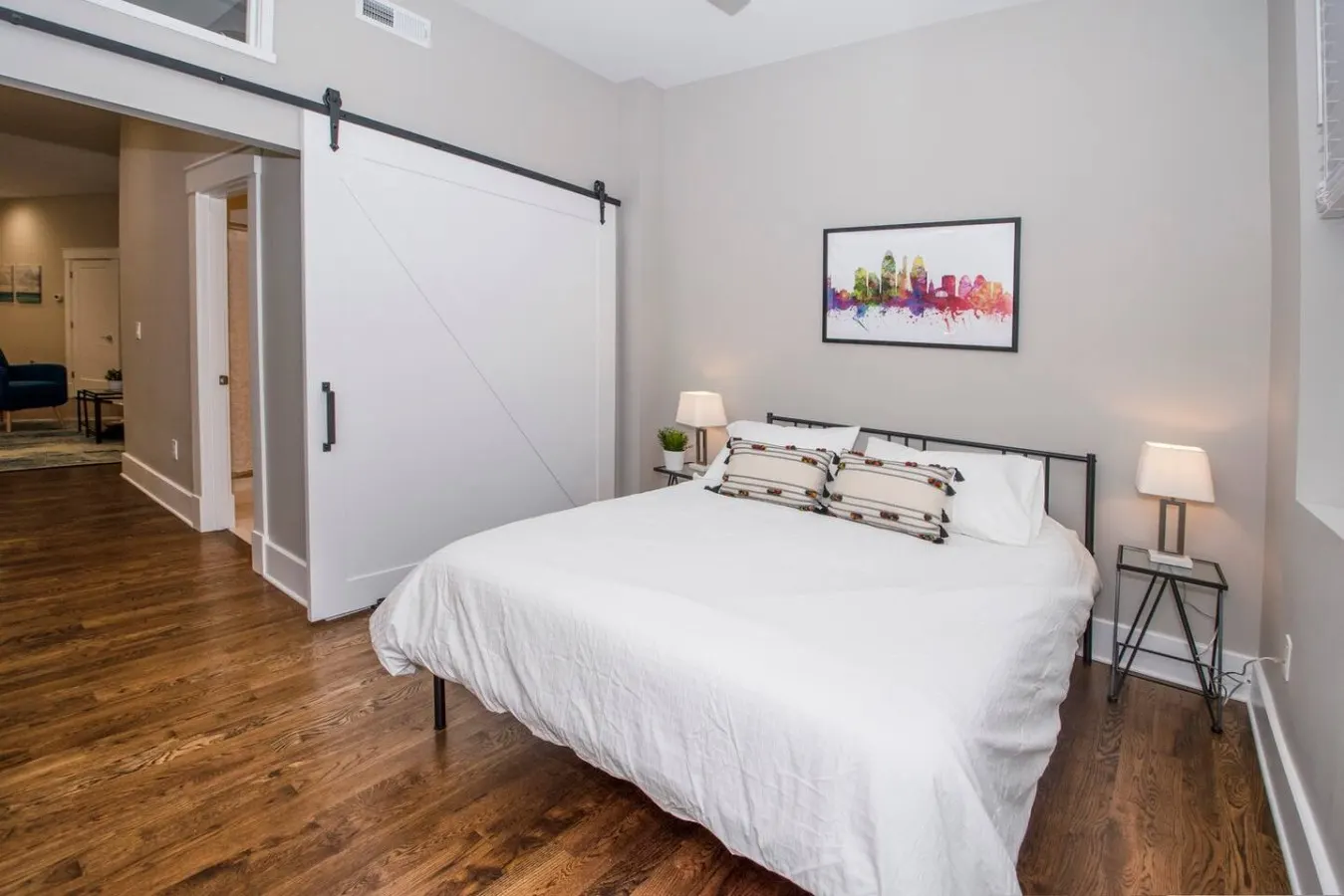 Gorgeous Condo Downtown, Gated Parking Included! 14