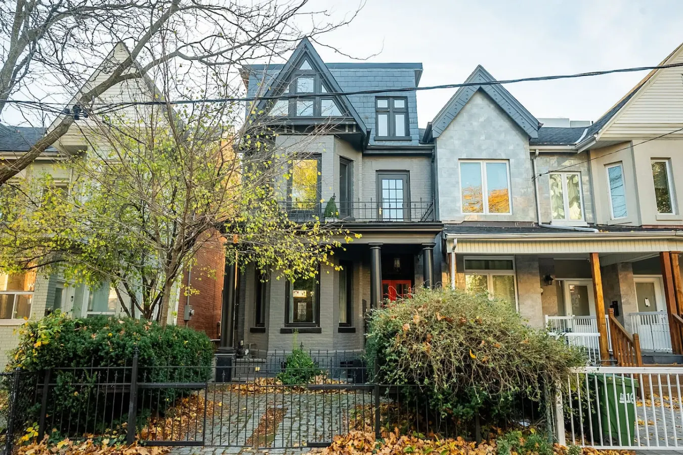 Award-Winning 3BR Home Prime Downtown Location 10