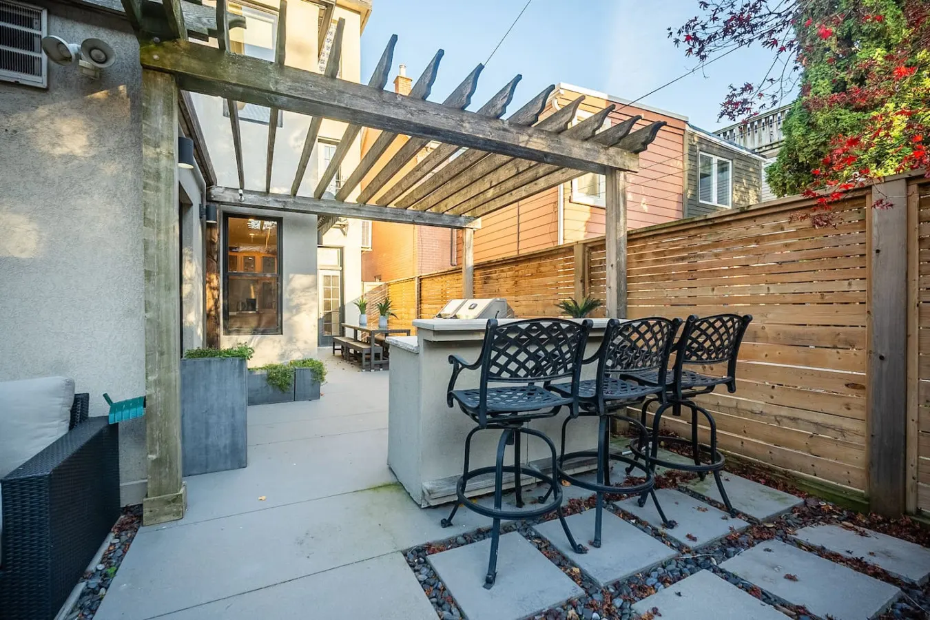 Award-Winning 3BR Home Prime Downtown Location 7