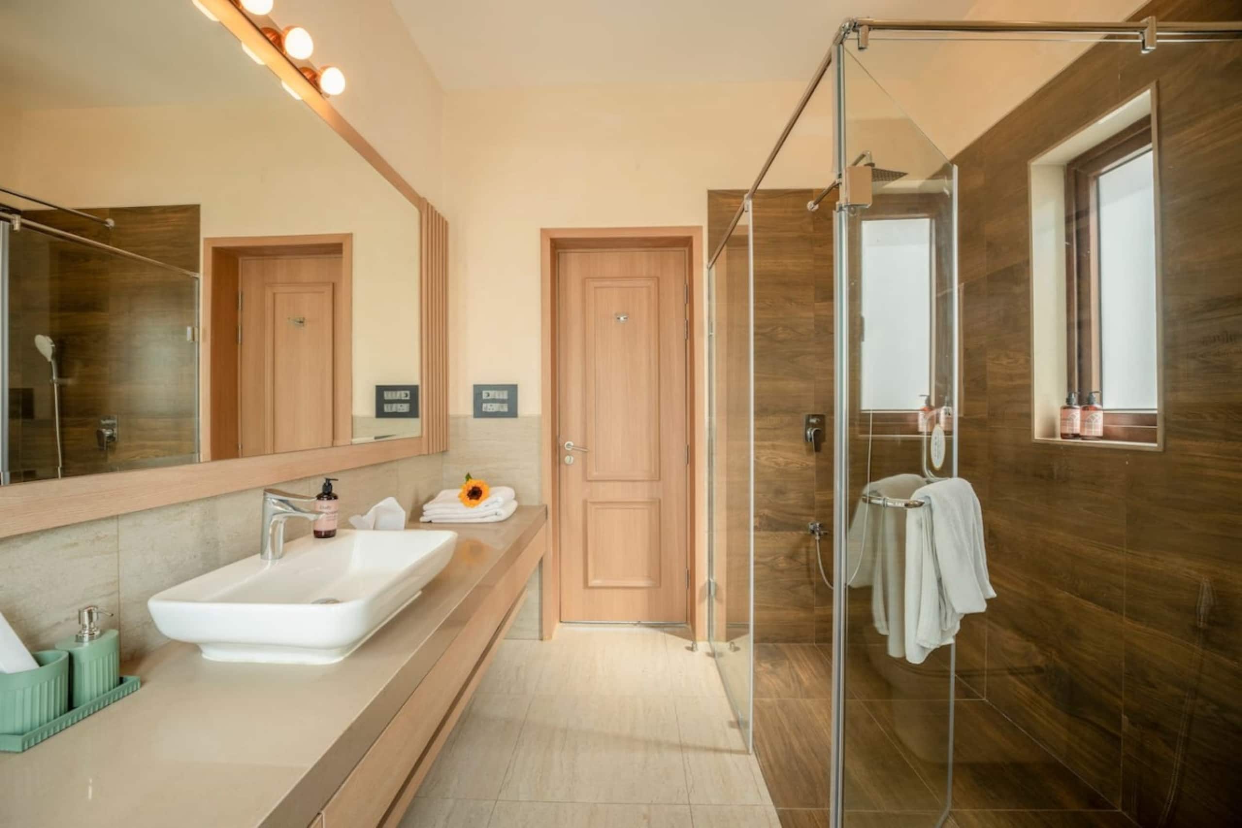 Lux 3BR Villa w Private Pool in Anjuna Gola House 36