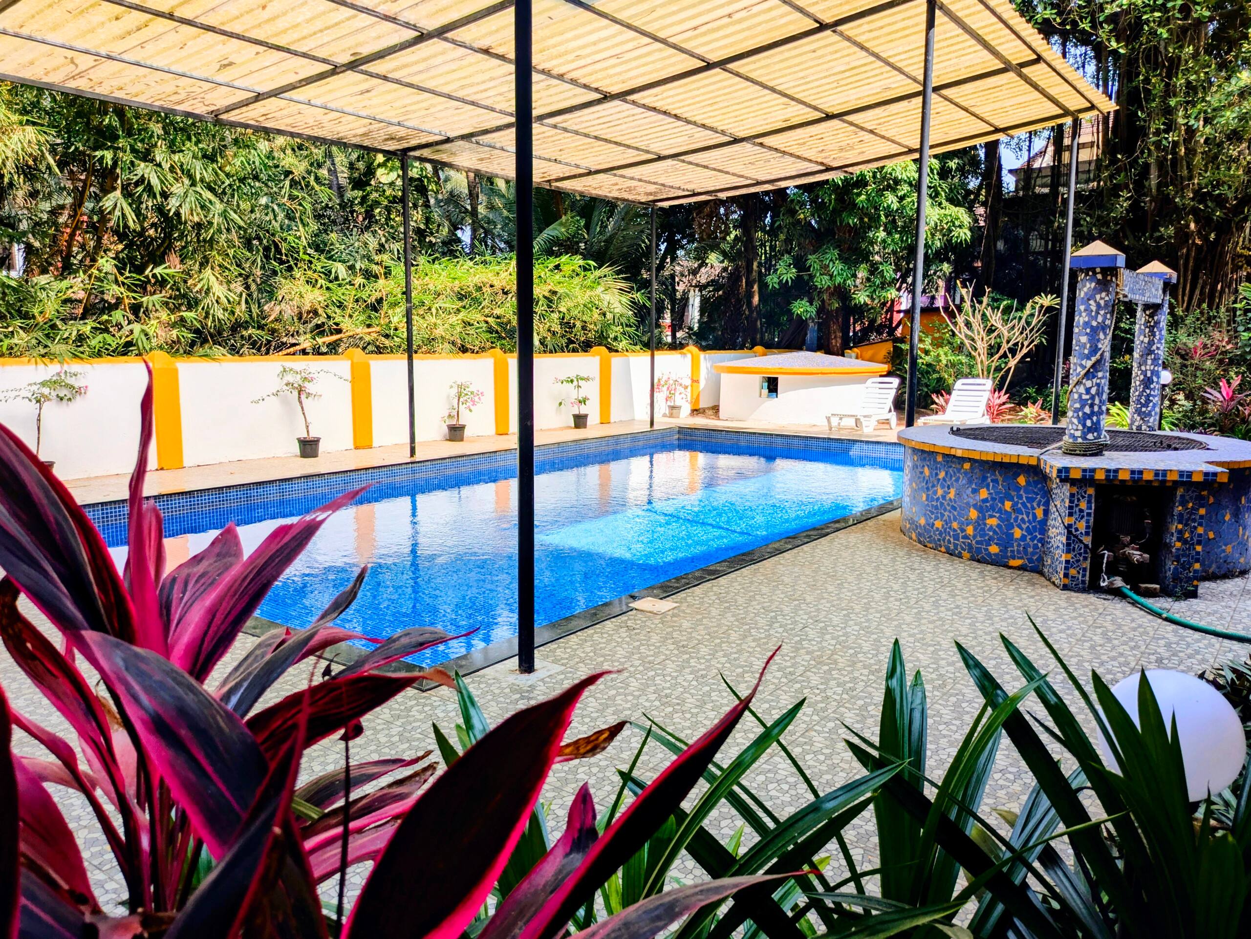 Studio Apartment with Pool Candolim | Casa Stay 16