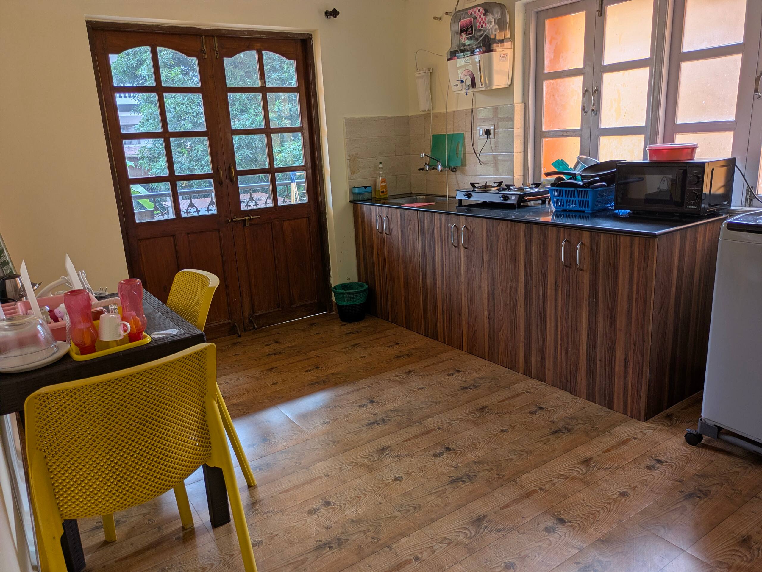 Studio Apartment with Pool Candolim | Casa Stay 11