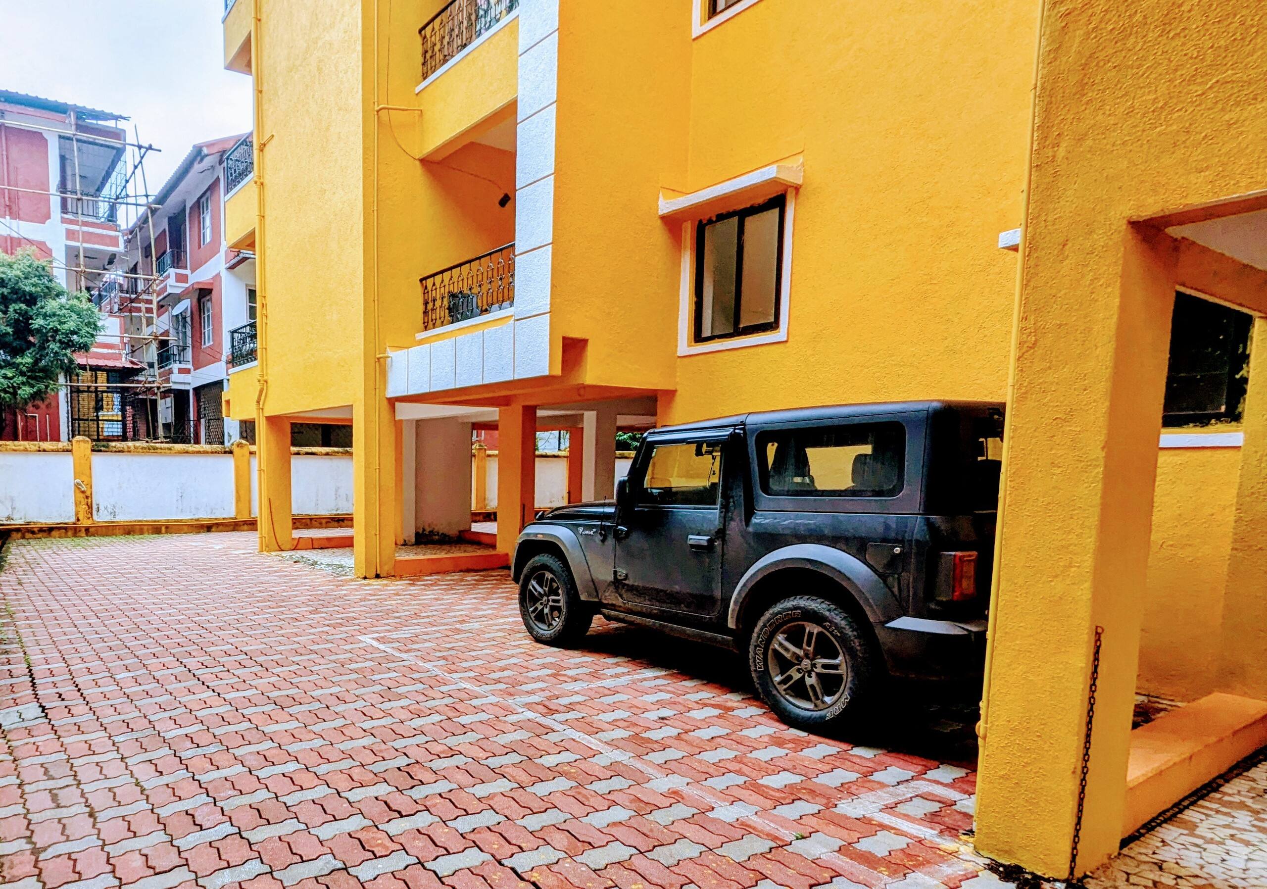 Studio Apartment with Pool Candolim | Casa Stay 13