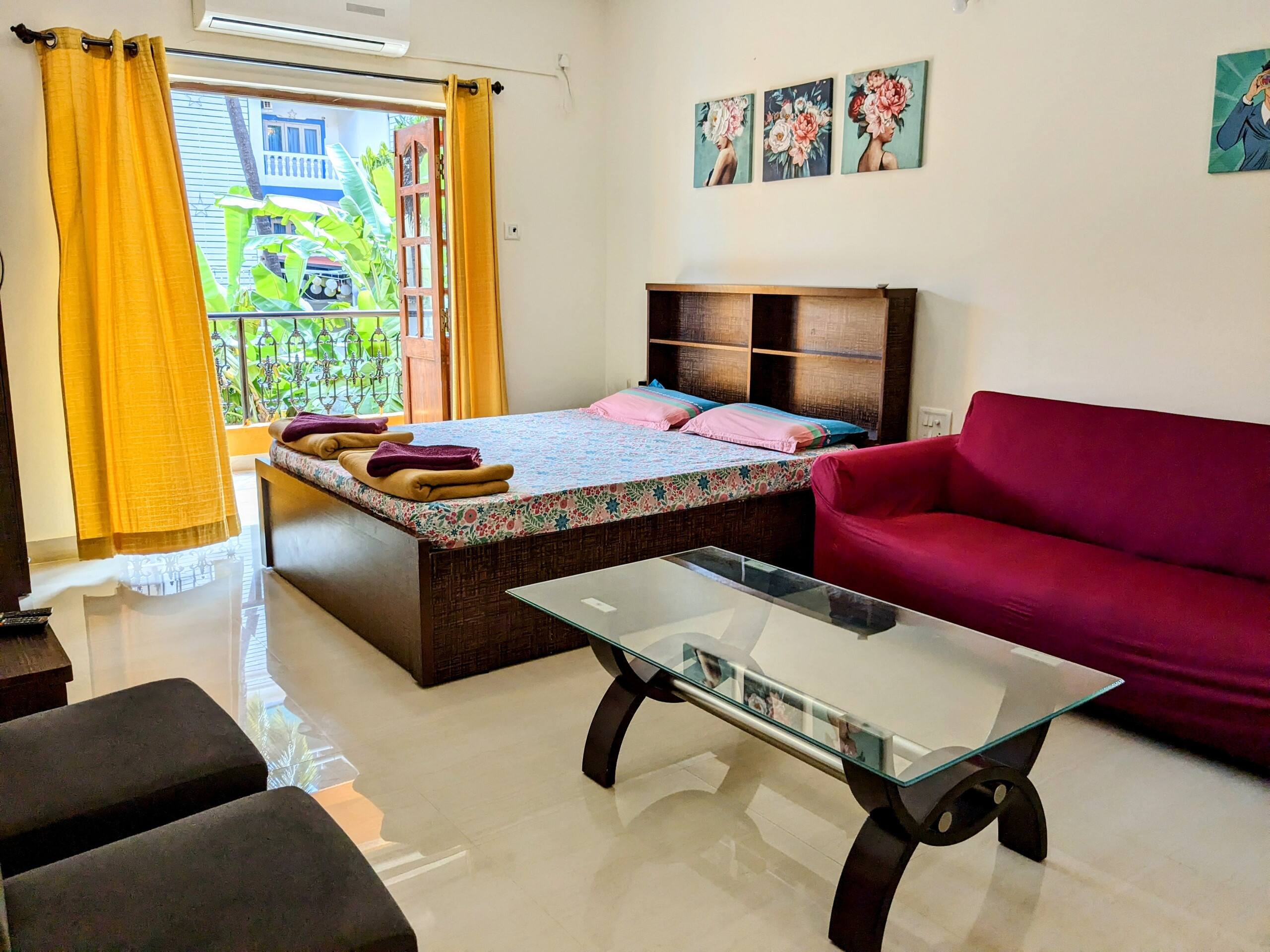 Studio Apartment with Pool Candolim | Casa Stay