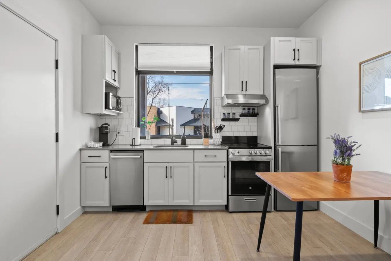 Your Monthly Home in Columbus Cozy 30-Night Stay 9