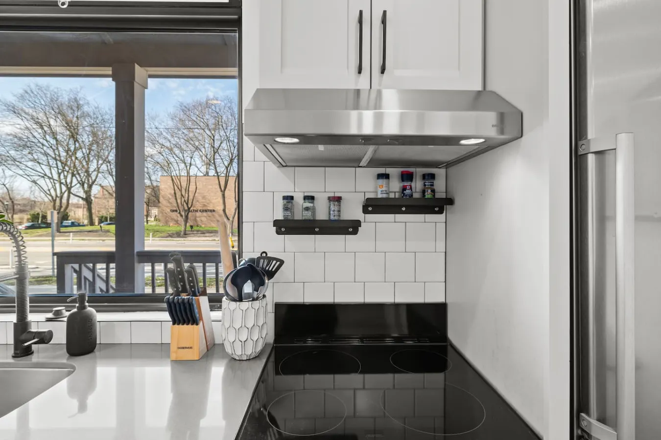 Your Monthly Home in Columbus Cozy 30-Night Stay 20