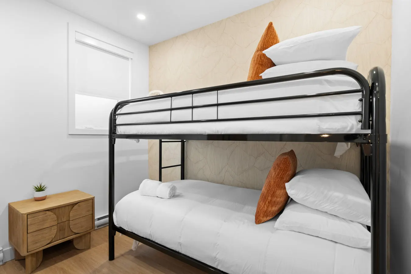 Plateau - Spacious New 3bdr in Habitat Plateau by Denstays - Unit 101 16