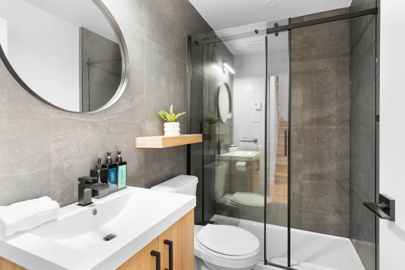 Plateau - Spacious New 3bdr in Habitat Plateau by Denstays - Unit 101 17
