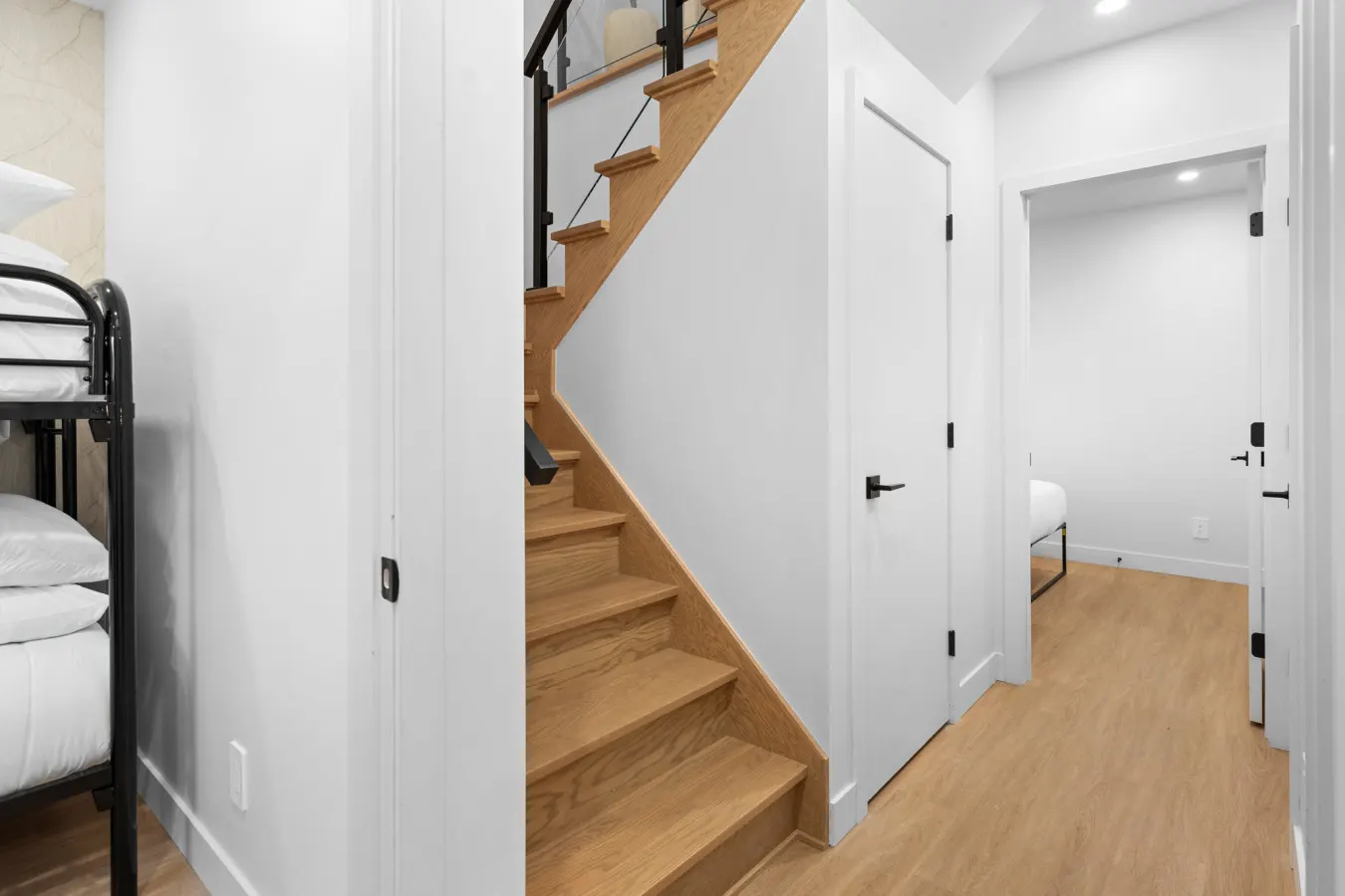 Plateau - Spacious New 3bdr in Habitat Plateau by Denstays - Unit 101 20