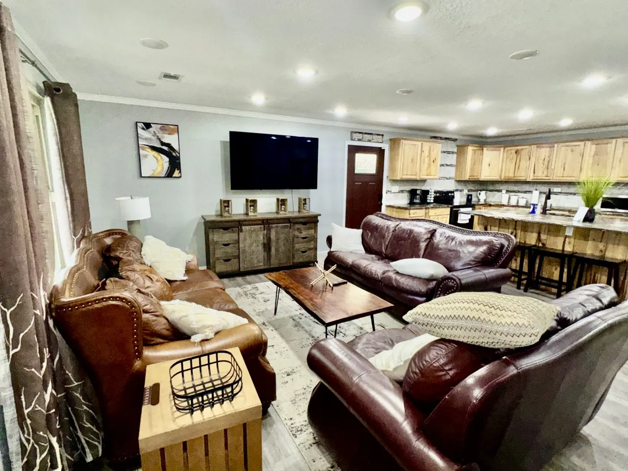 2 Lakes Oasis 9