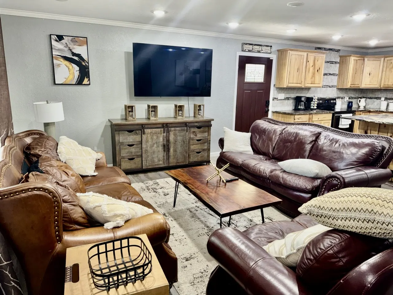 2 Lakes Oasis 8