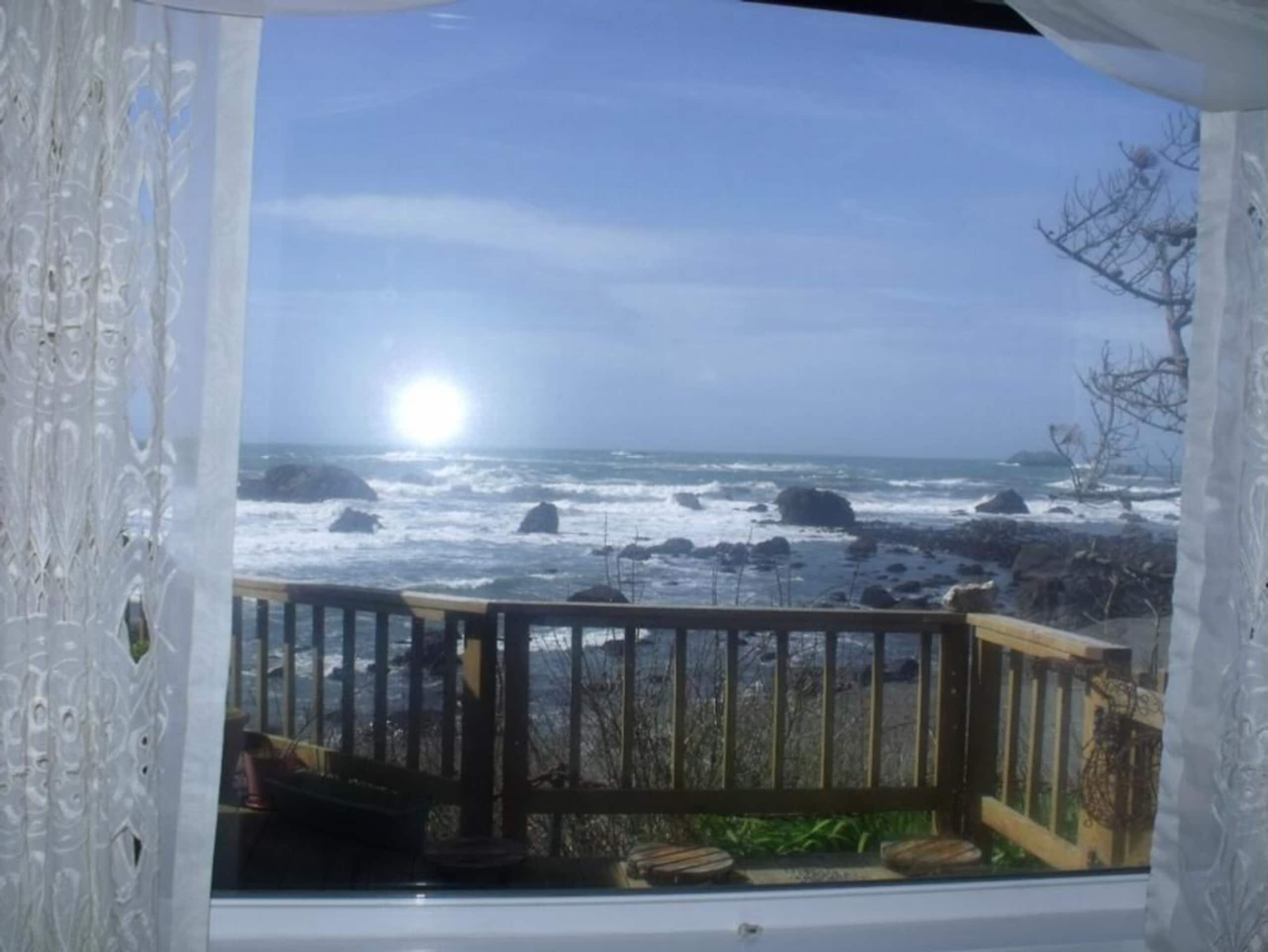 Oceans Edge is Ocean Front! 14
