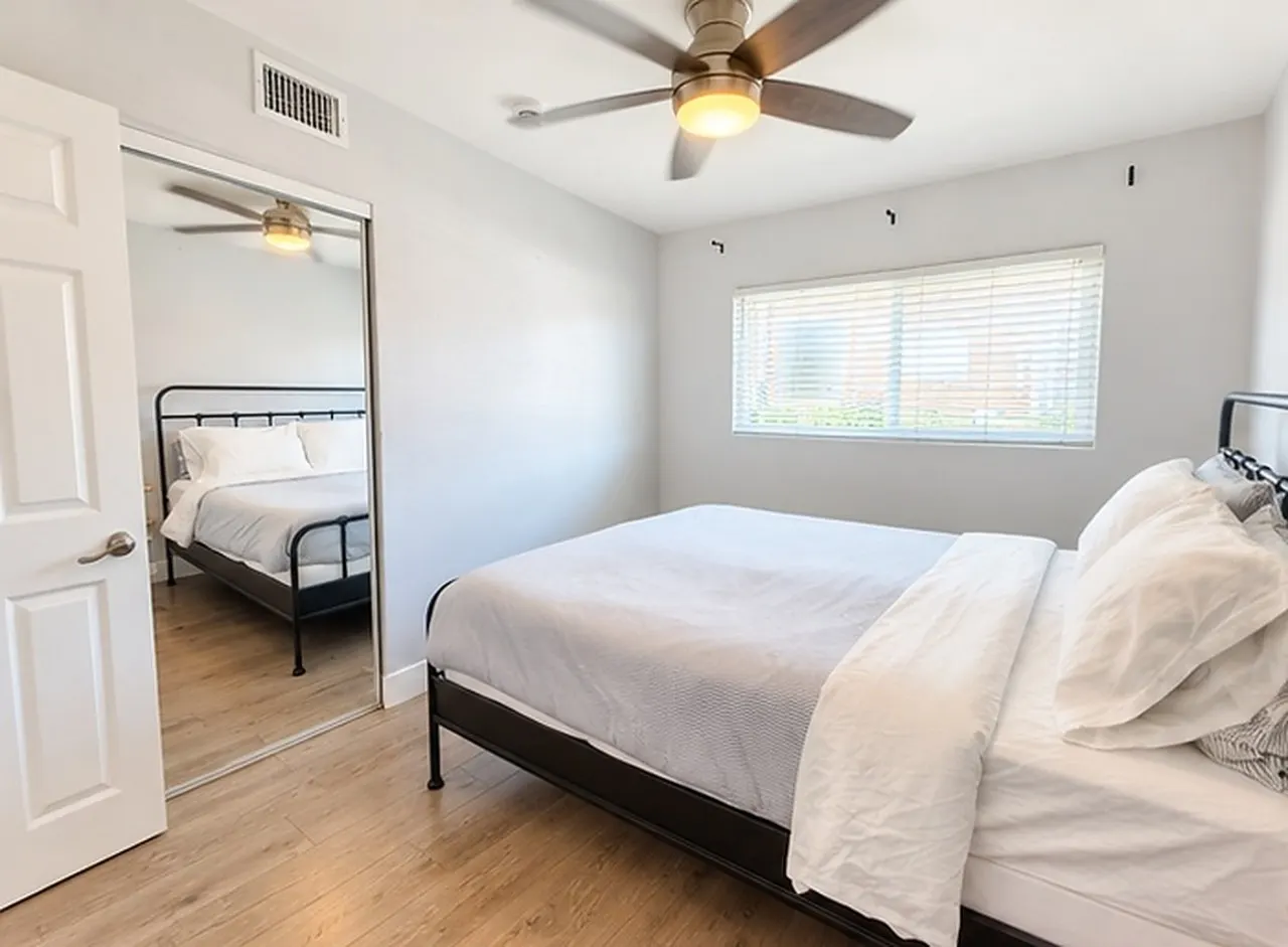 Long Beach Gem - Close To Entertainment, Beaches 12
