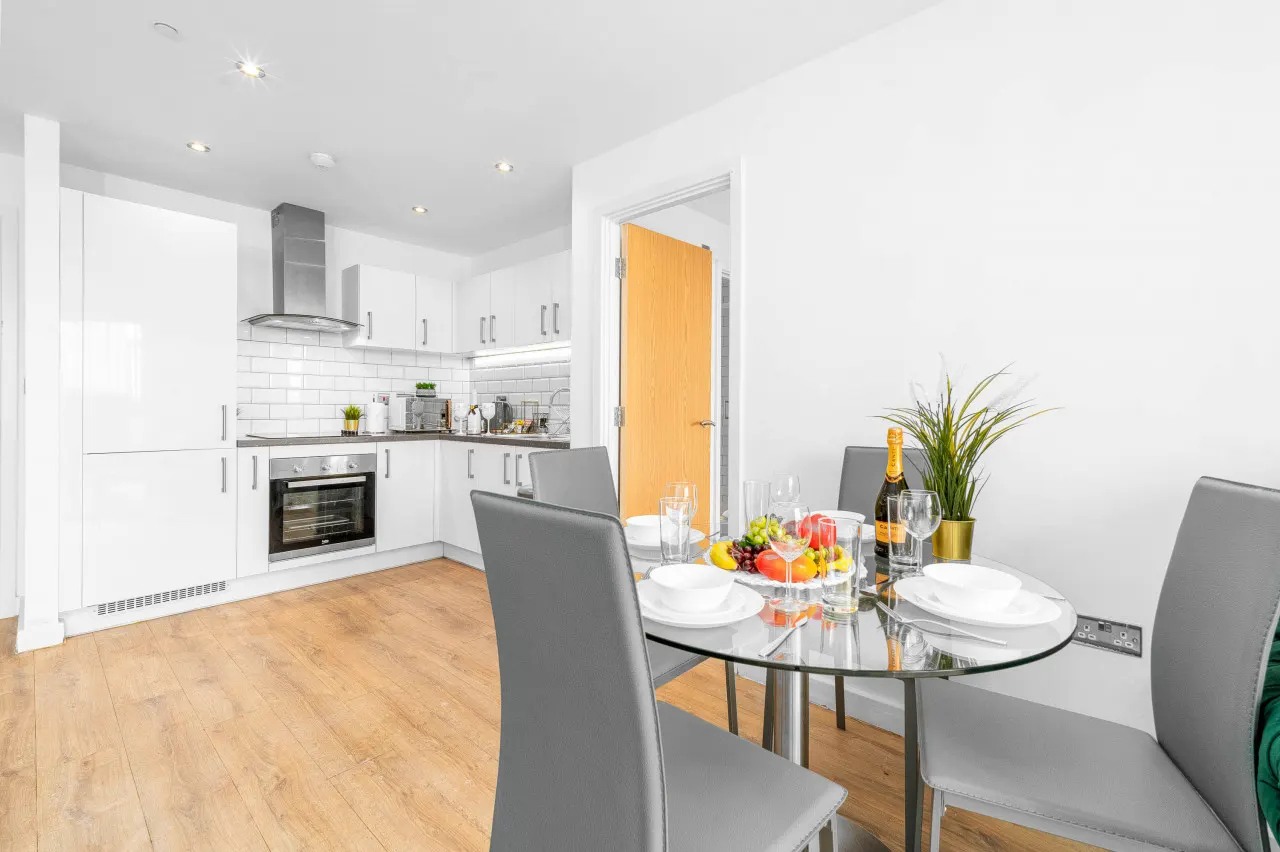 City Centre Modern Apartment - JQ - 2 Bedrooms 13