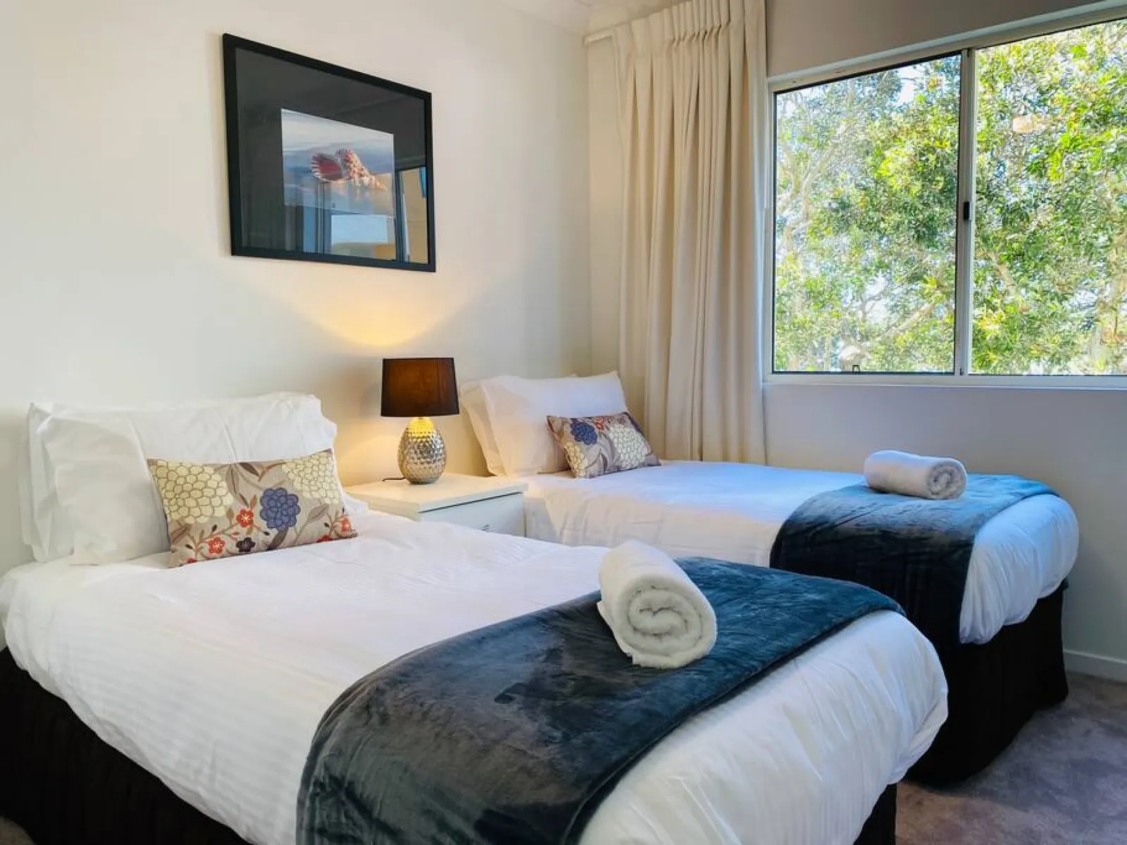 Mudjimba Beach 2min walk to Beach, Cafes & Village, The Sunny Coasts Hidden Gem with Pool 14