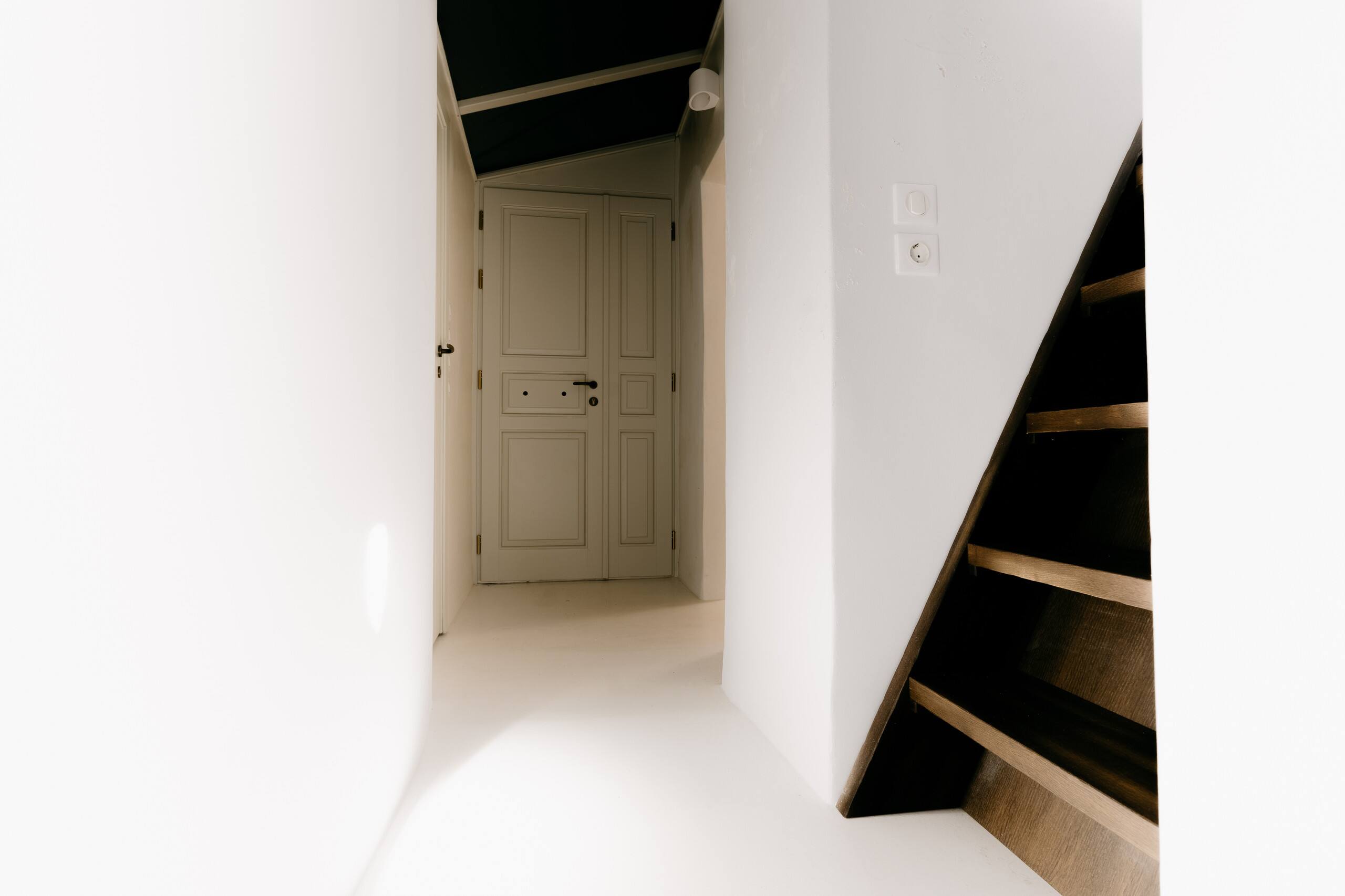 The Yellow House / Mykonos Town 37