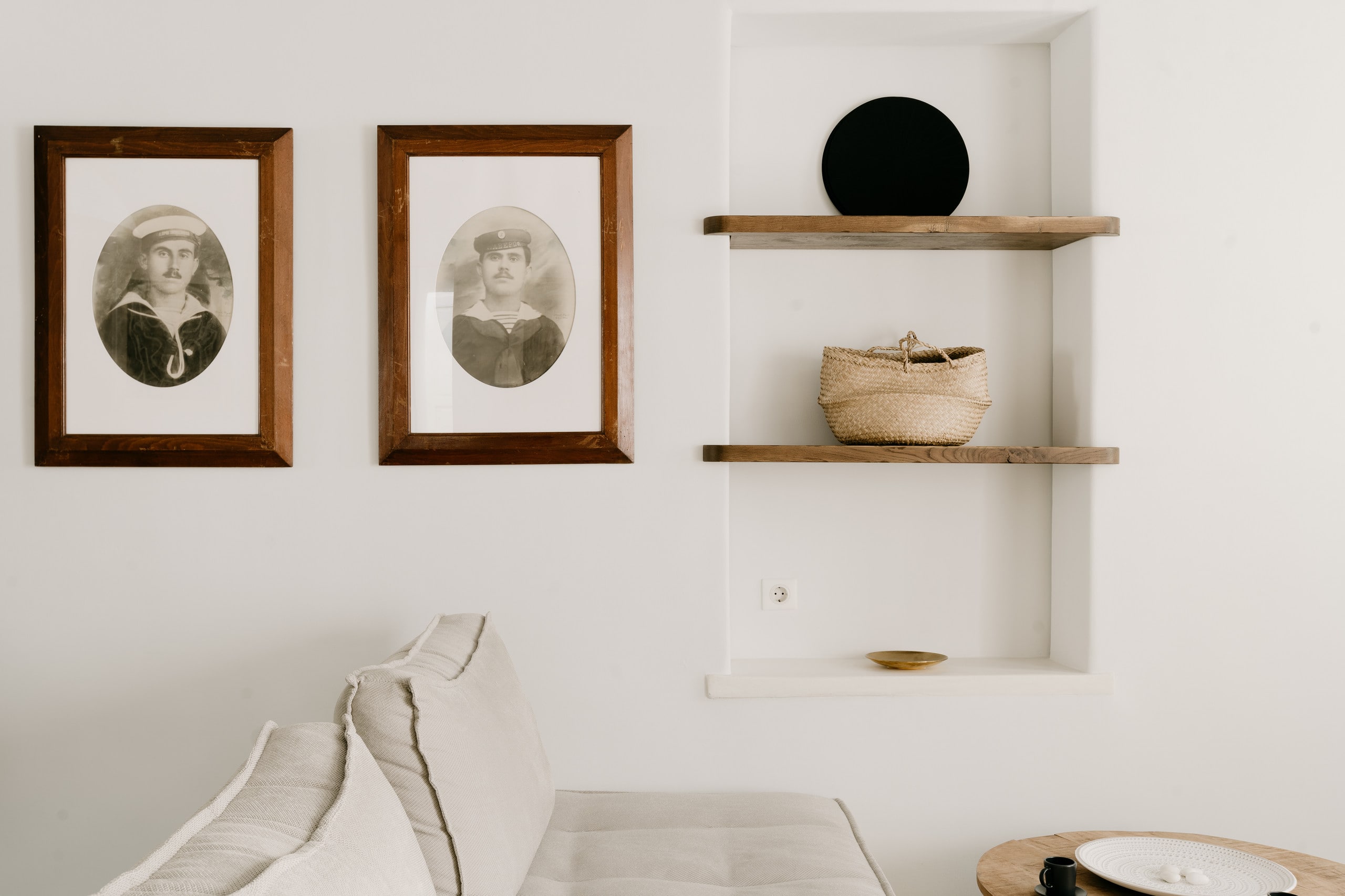 The Yellow House / Mykonos Town 11