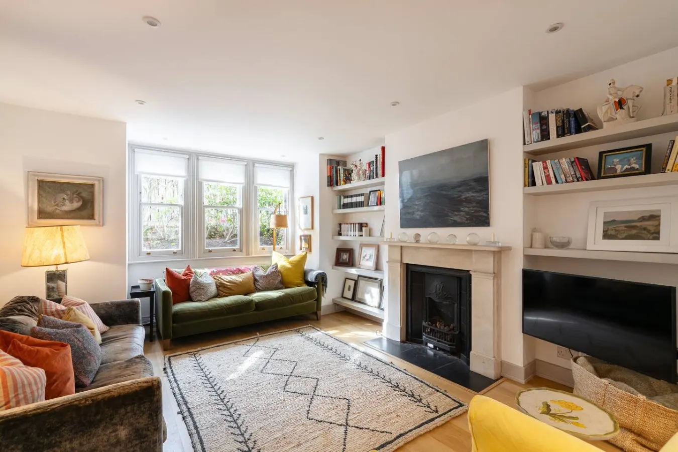 Charming Battersea House Next to Battersea Park 12