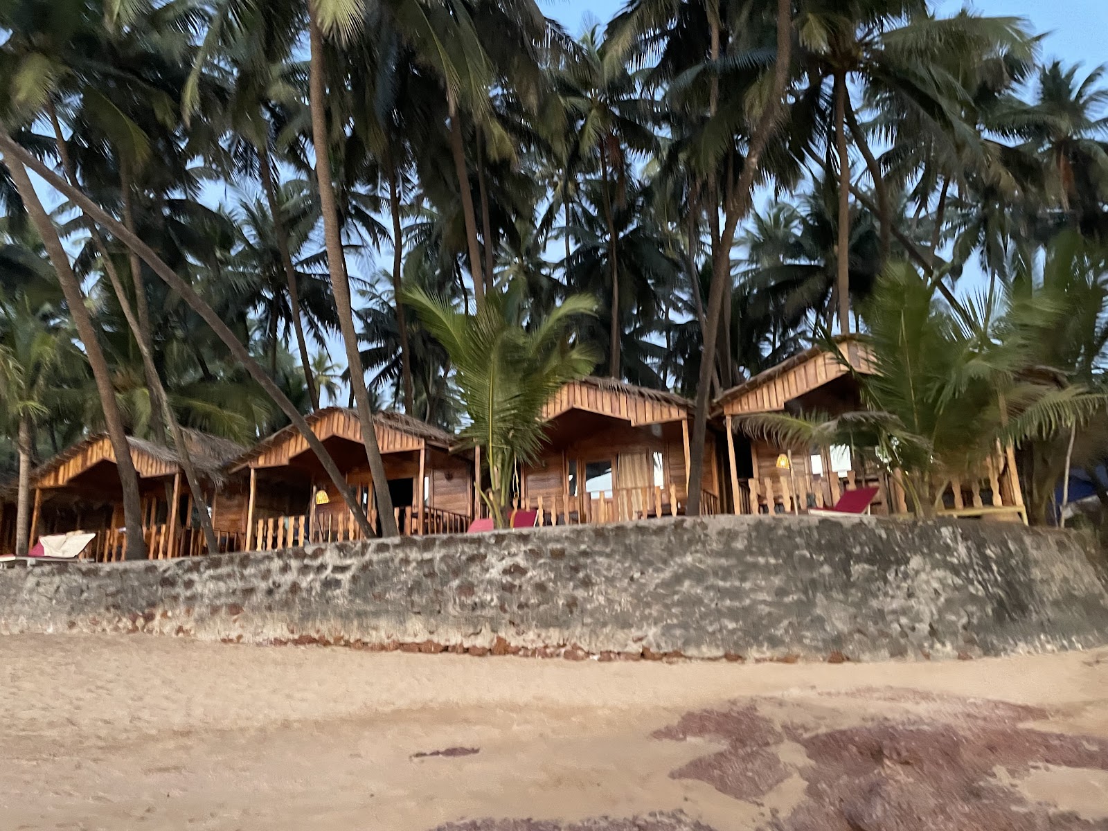 Sea Front cottages Little Cola 7