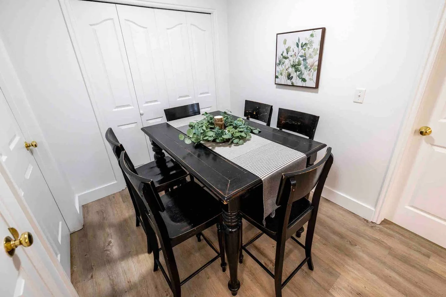 State Street Suite *Pet Friendly *Kitchen *Laundry — photo 4