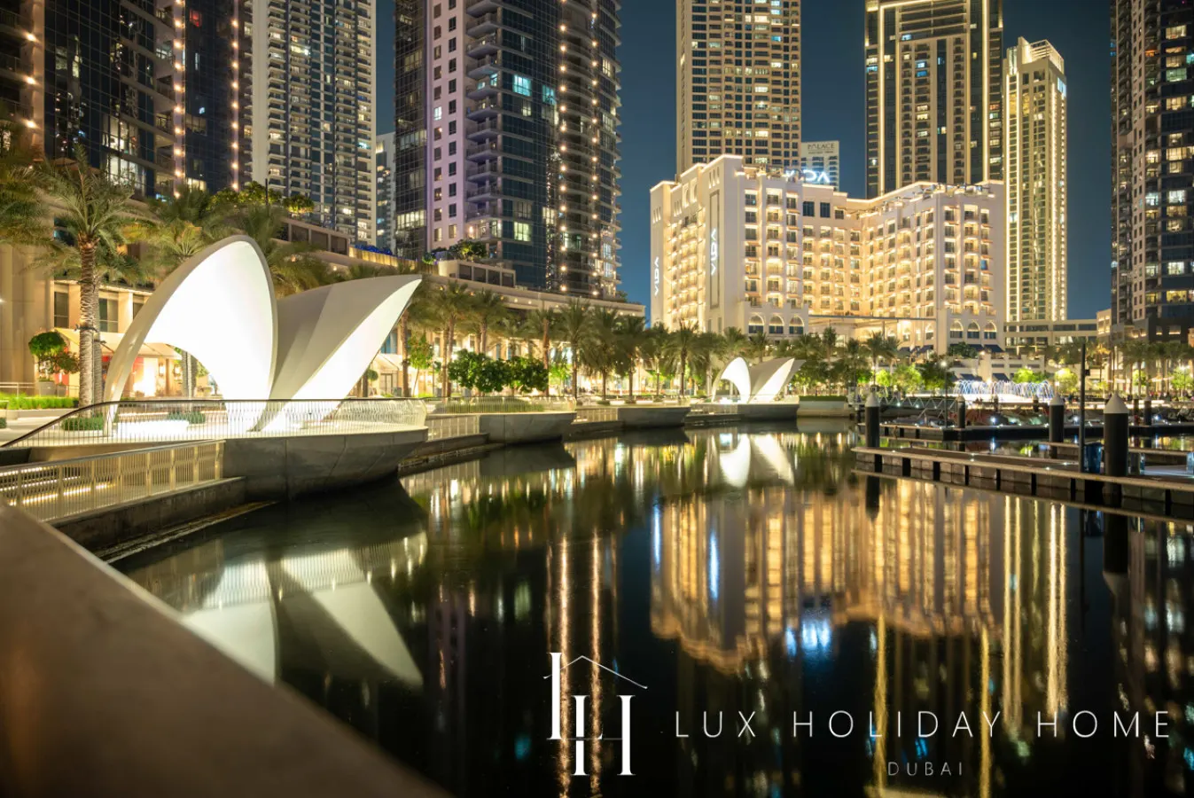 LUX The Dubai Creek View Suite 11