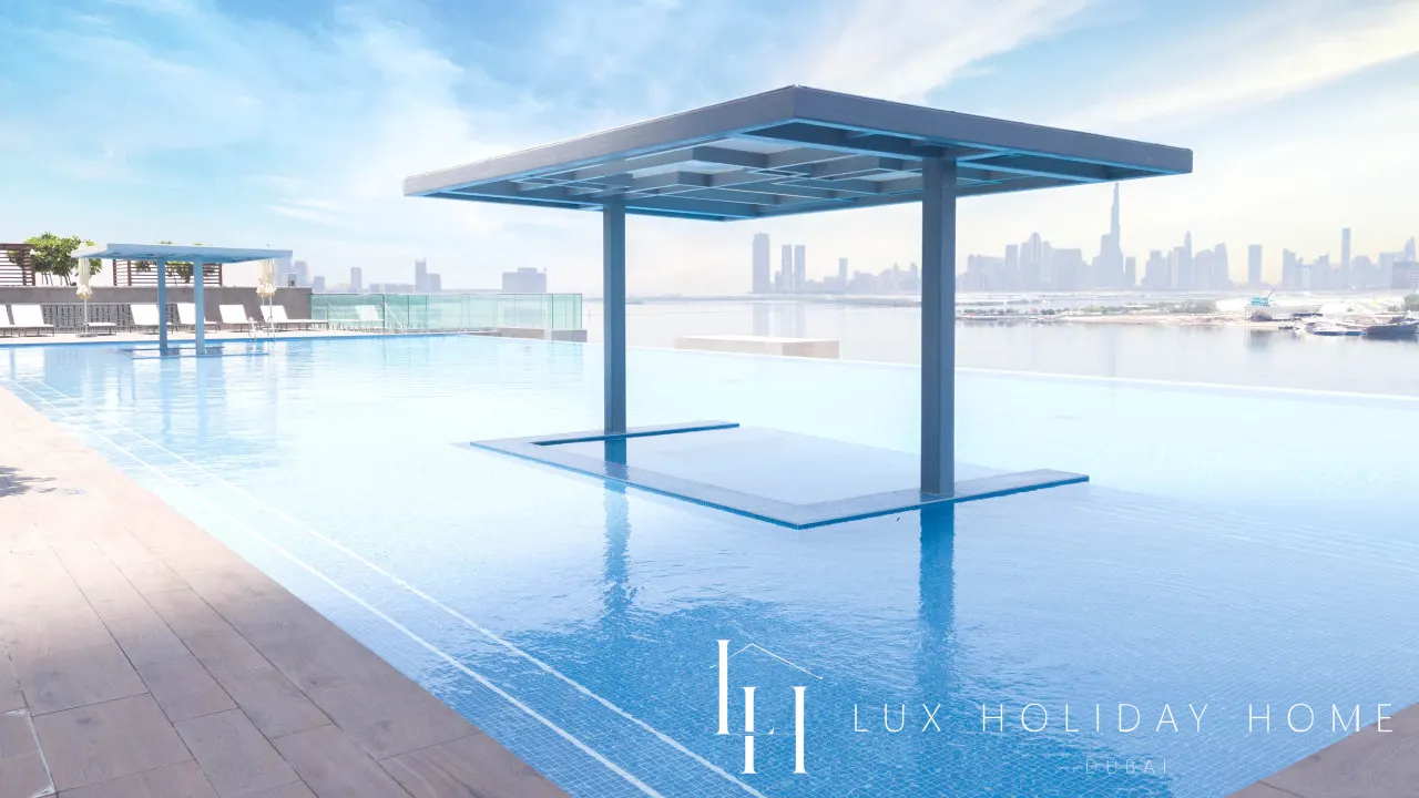 LUX The Dubai Creek View Suite 19