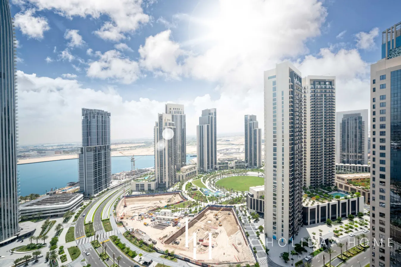 LUX The Dubai Creek View Suite 3
