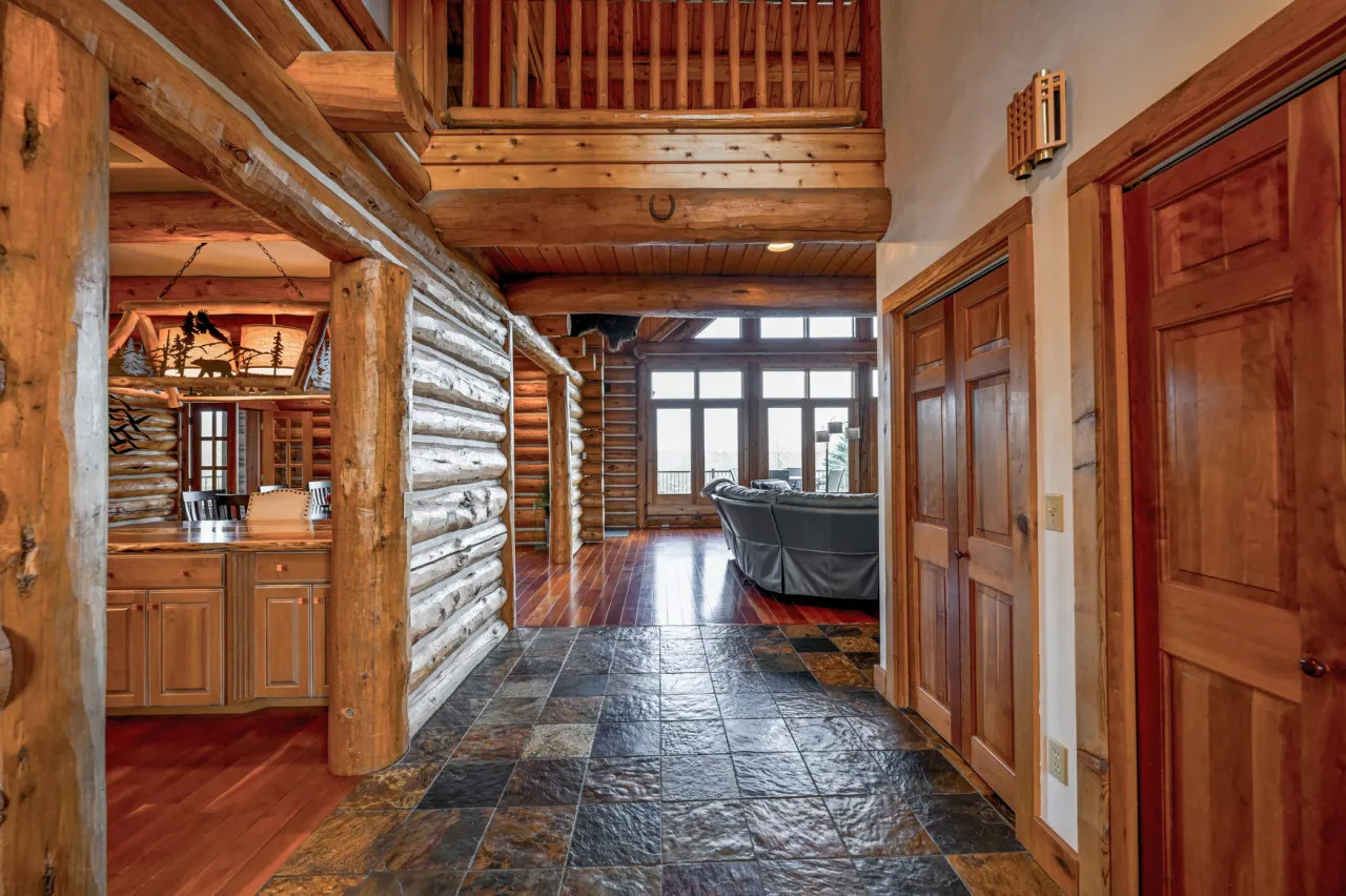 Rustic Timber Lodge w/Hot Tub-Sleeps 16 9