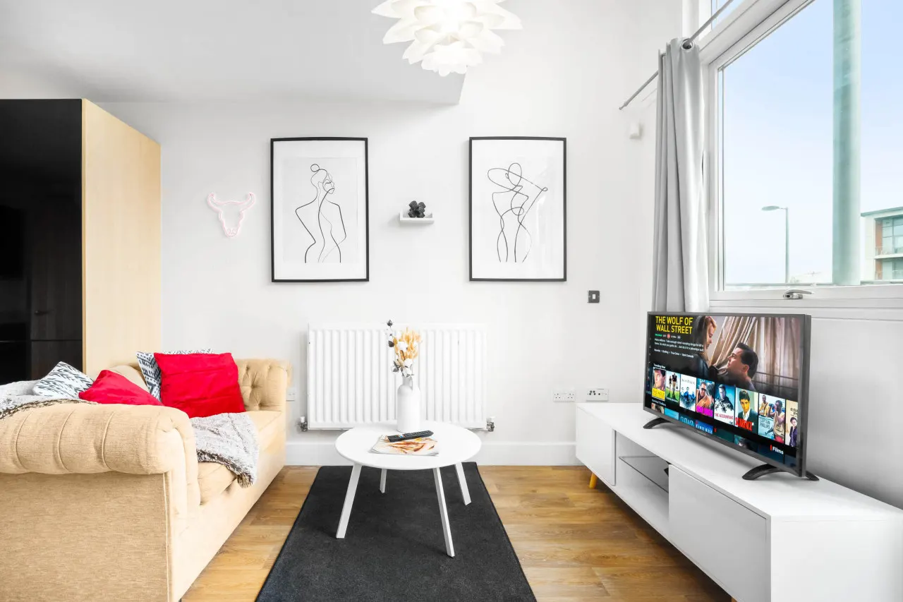 Parkside Central Apartment - Terrace - Super King Bed 6
