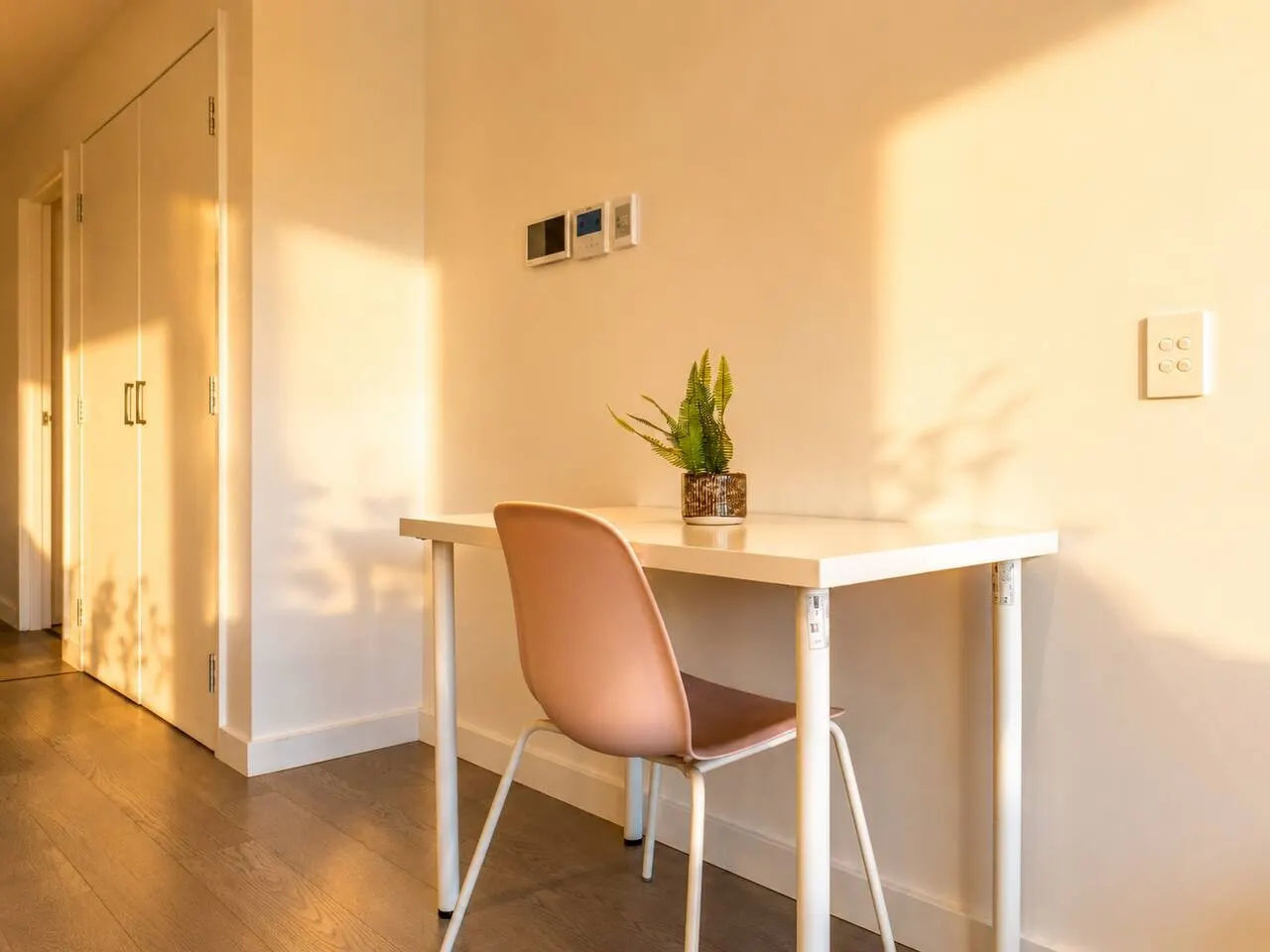 Spacious Zetland Stay Walk to Green Square 16