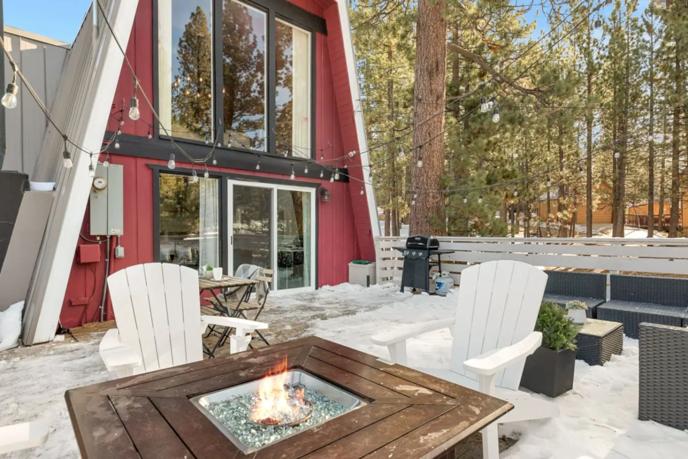 Lucky Bear|Perfect for Pets & Fam, Hot Tub