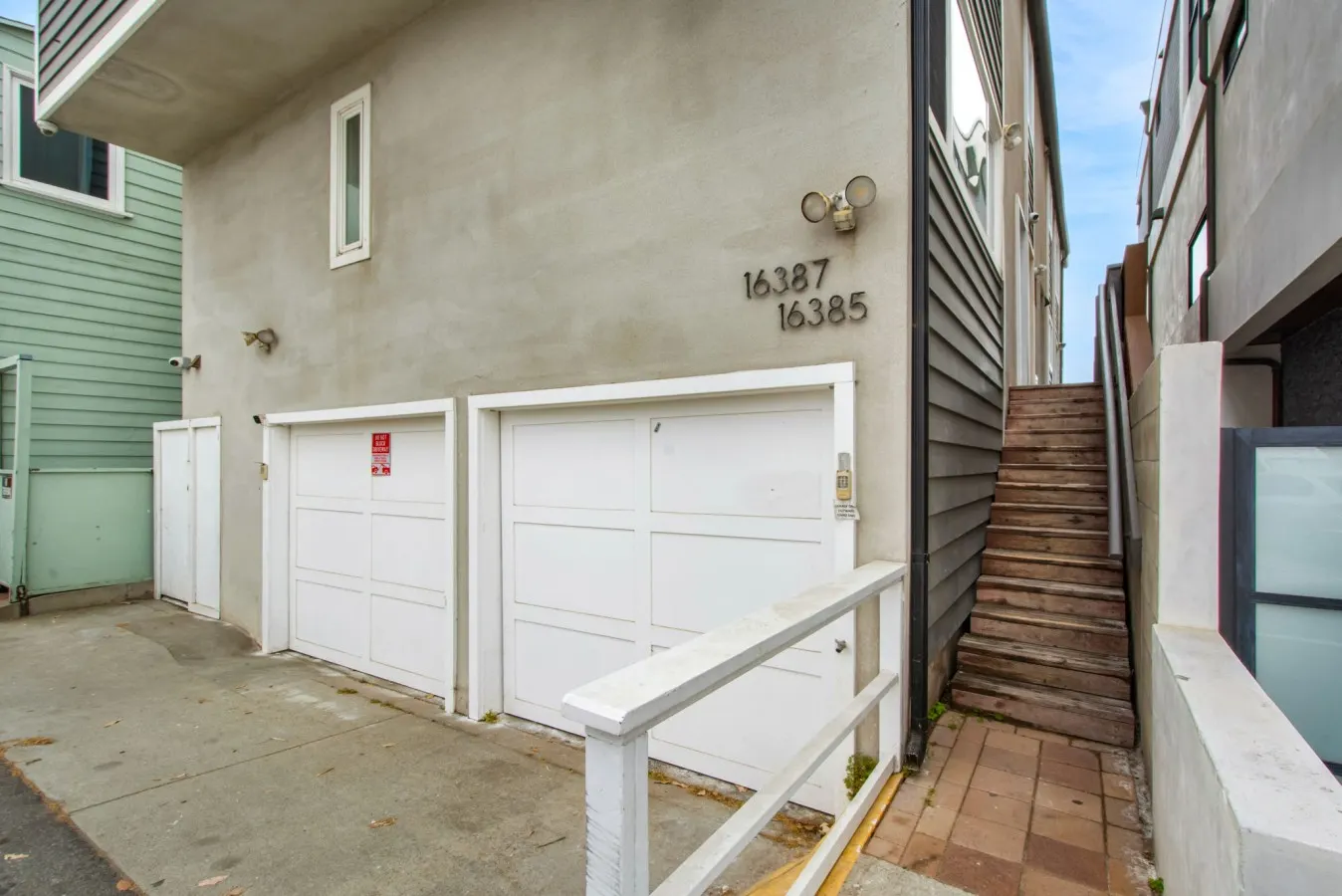 Sunset Beach Getaway - Beachfront, Views, Pets, 2 Units 13