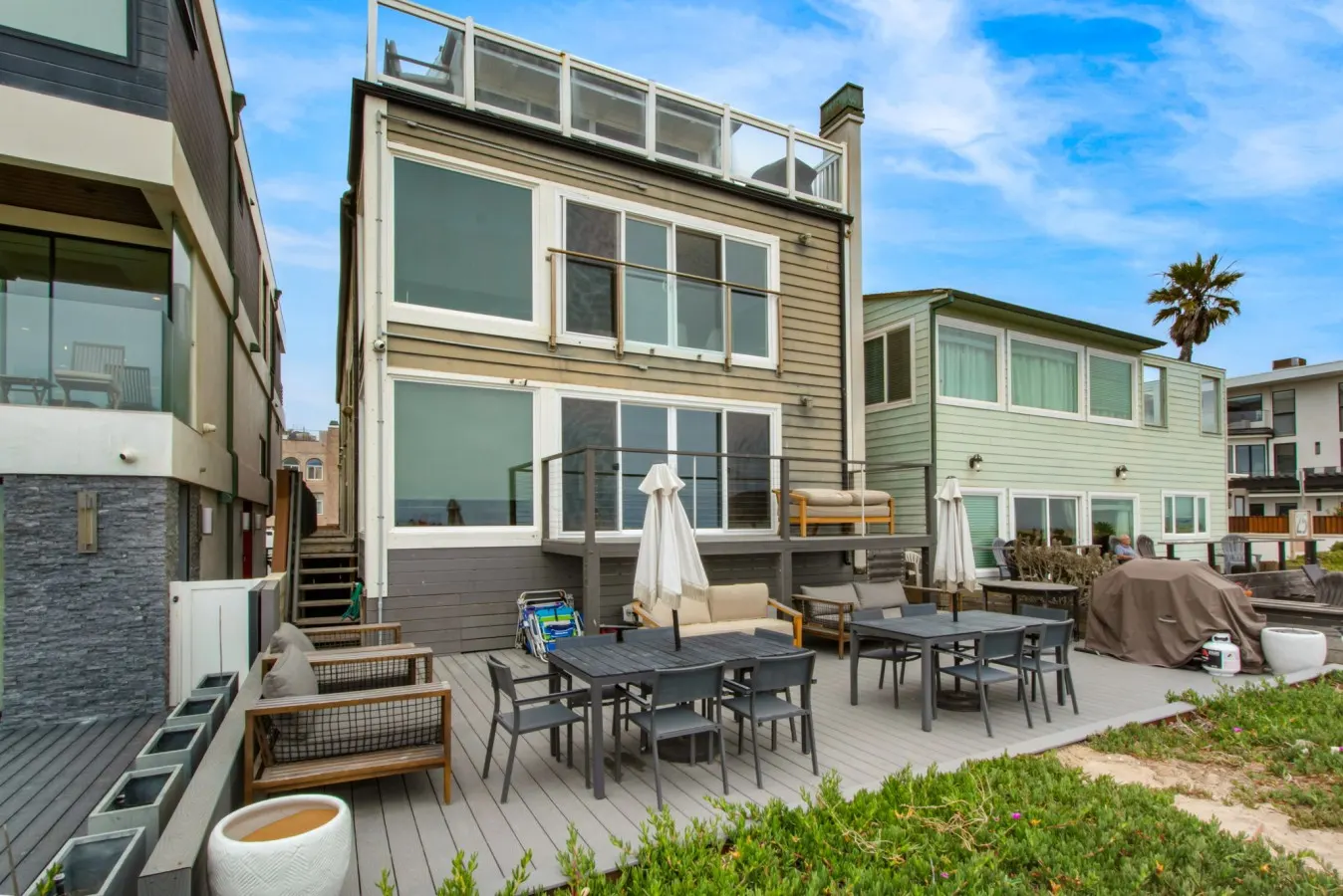 Sunset Beach Getaway - Beachfront, Views, Pets, 2 Units 16