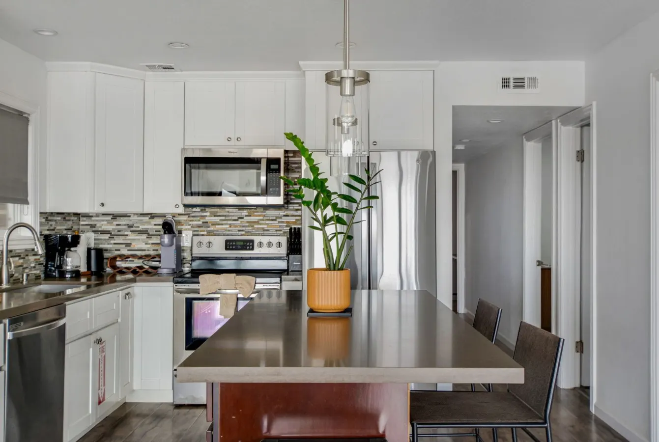 Sunset Beach Getaway - Beachfront, Views, Pets, 2 Units 18