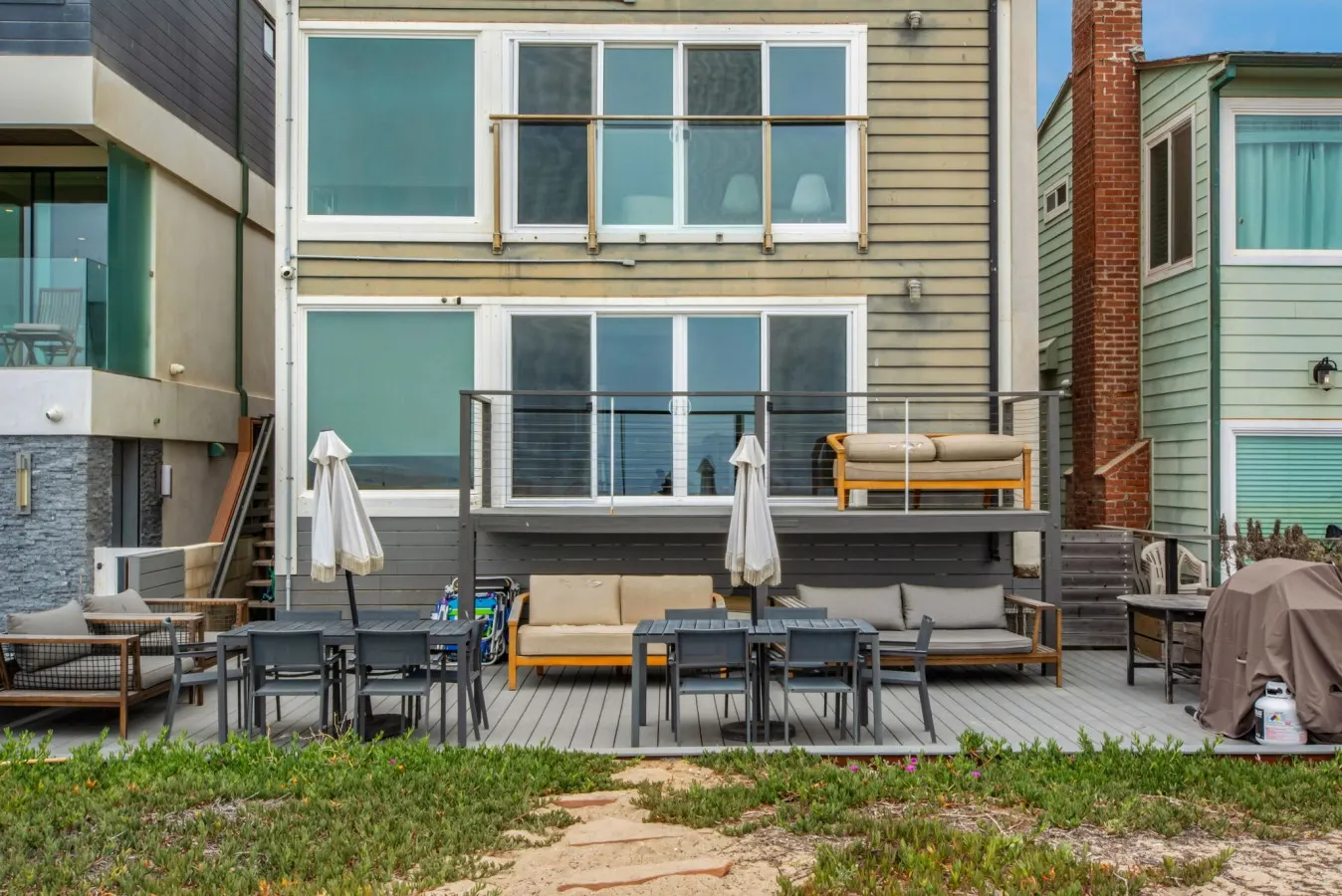 Sunset Beach Getaway - Beachfront, Views, Pets, 2 Units 19