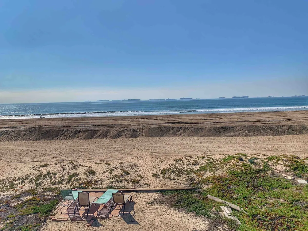 Sunset Beach Getaway - Beachfront, Views, Pets, 2 Units 7