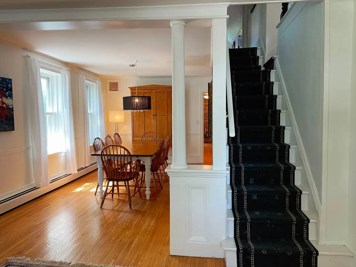 Spacious & Charming Century Home - Wellington - TWO beach passes! 7