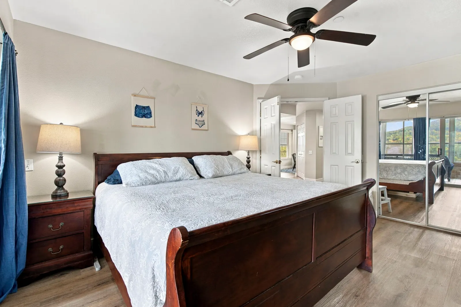 Amazing Lake View! Indoor Pool, Hot Tub, Golf 18
