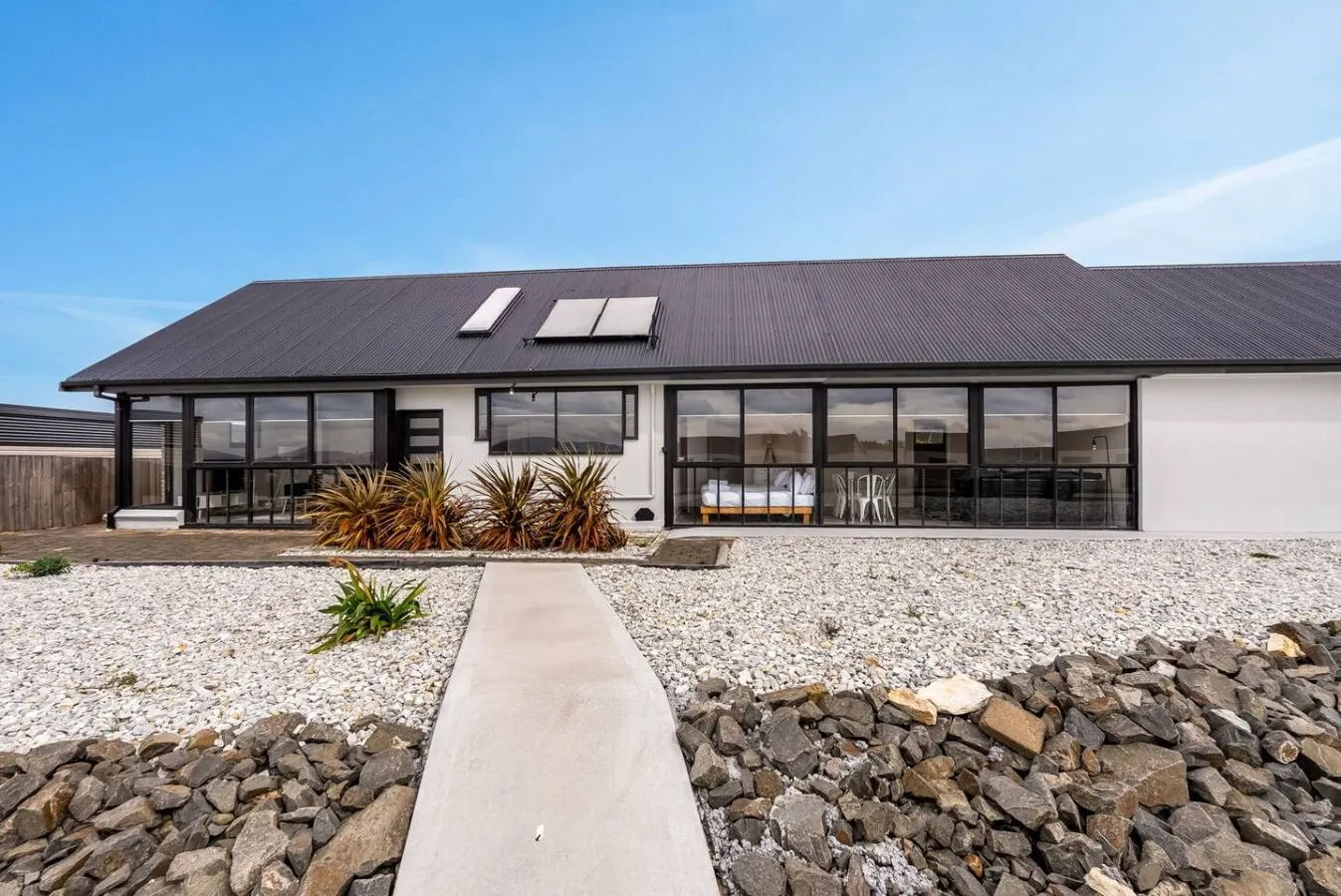 Expansive River-View Oasis, Large Family Home 13