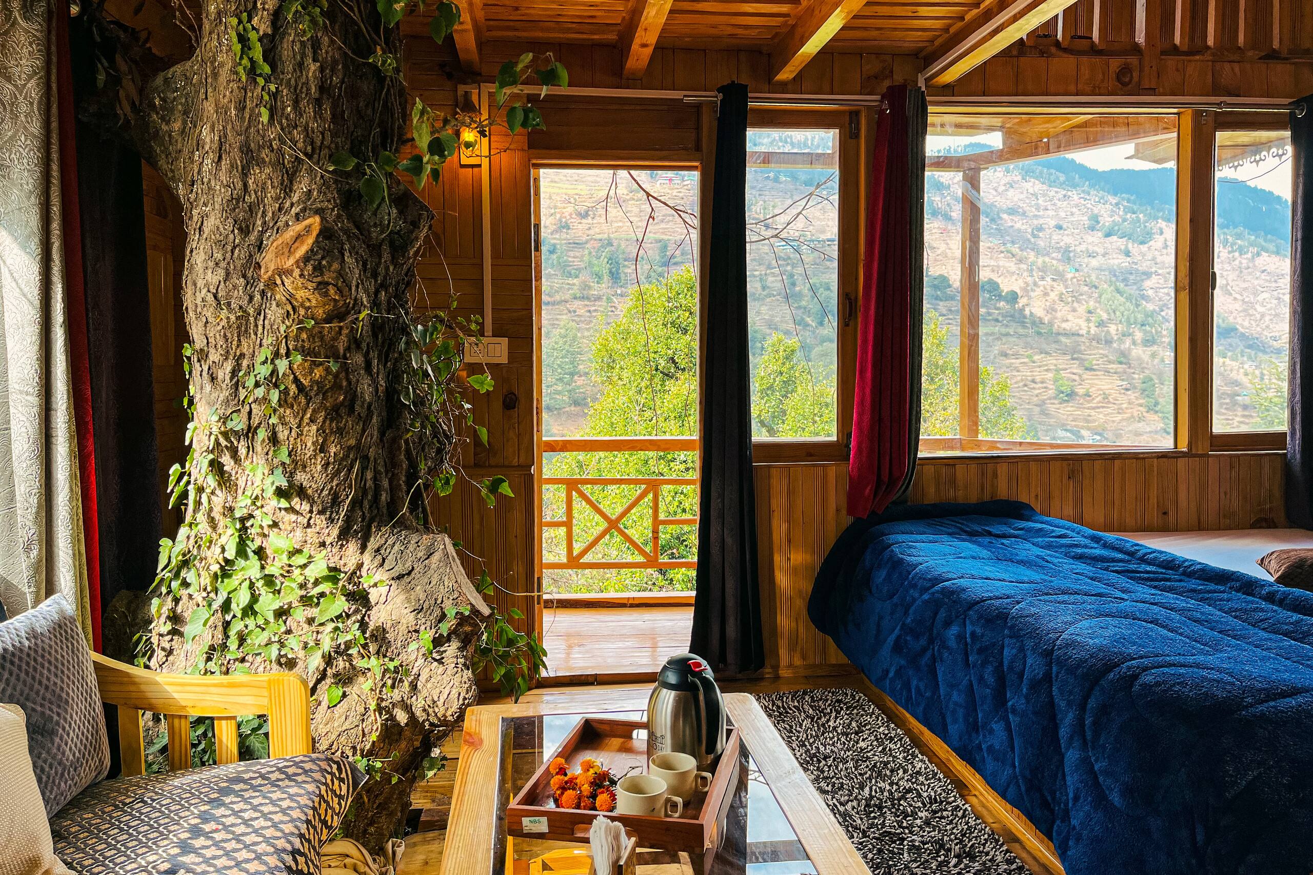 Majestic Treehouse with valley view, Jibhi 2