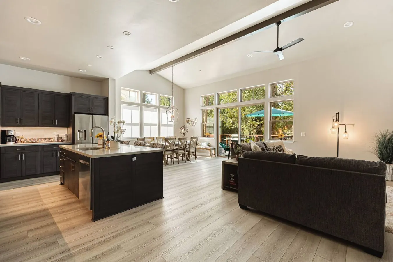 The Reel Deal, Luxury Family Cabin by Alpine Slide 9
