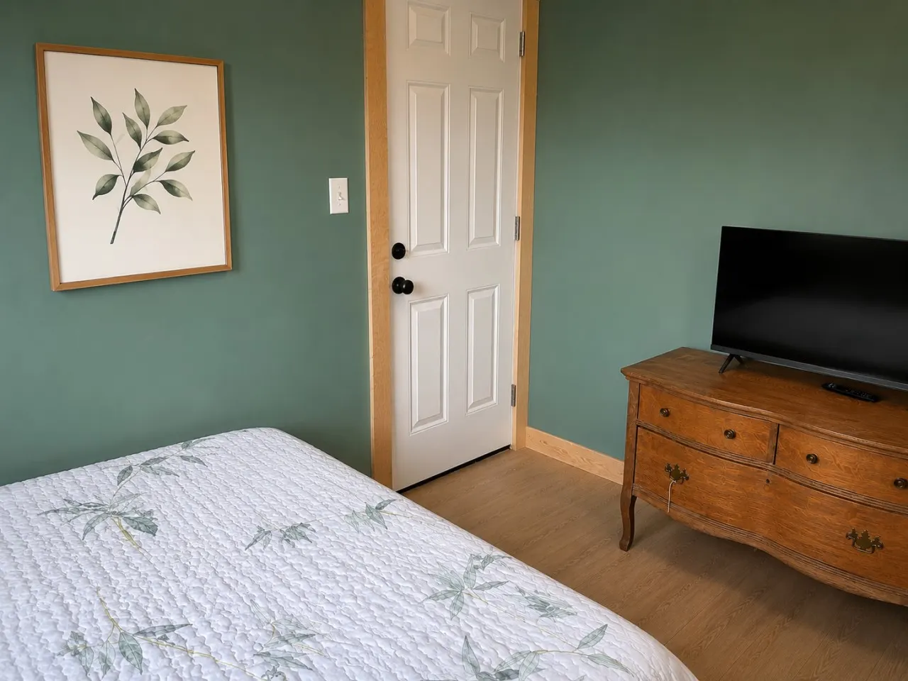 Bluebird Cabin: The Scenic Hills Cottages 6